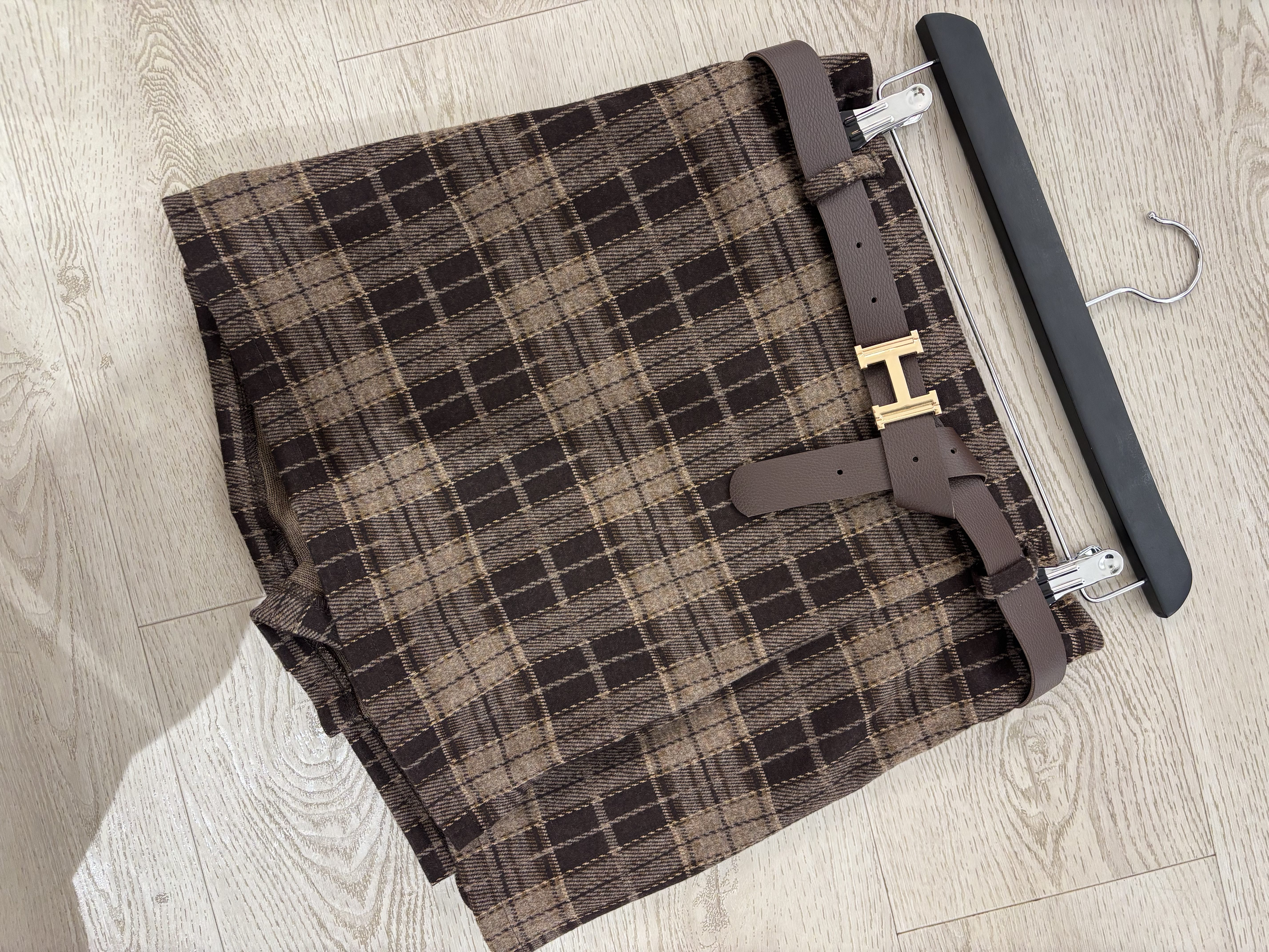 PLADE Skort - with H belt - Image 3